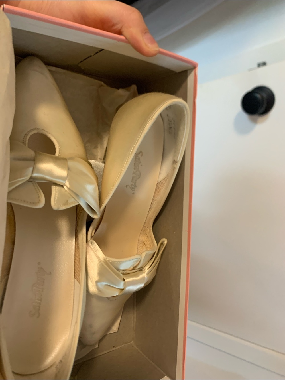 Vintage Satin Party Pointed-Toe Flats with Bow in Champagne - Picture 3 of 5